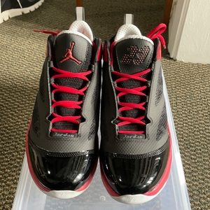 Nike Jordan Q Flight 2011 Black Varsity Red S 10.5